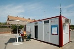 M&ograve;dul de la Creu Roja ubicat al carrer Premi&agrave; de Gav&agrave; Mar